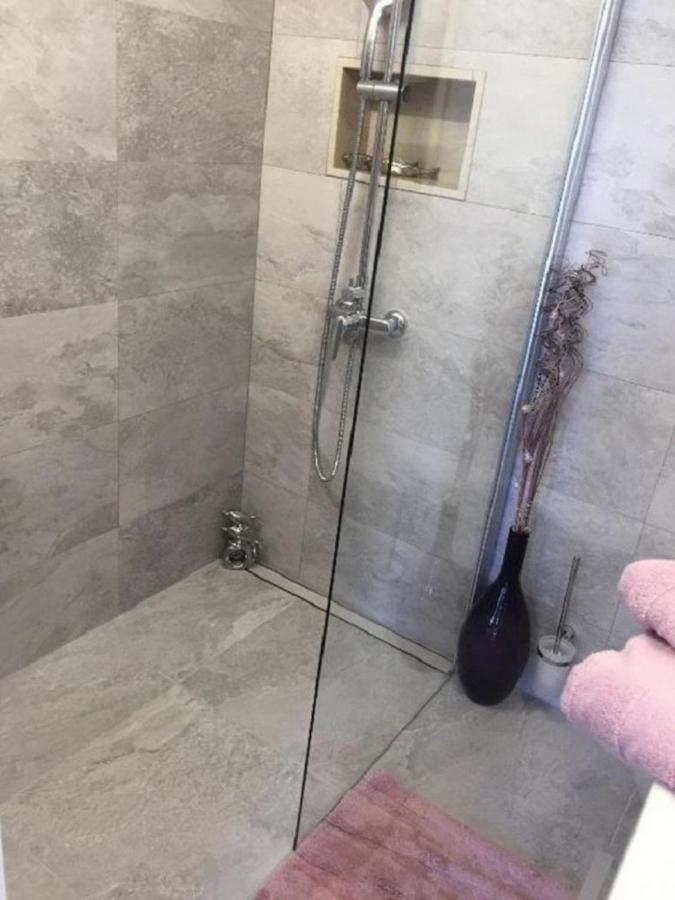 Apartments Lemar - With Parking 볼 외부 사진